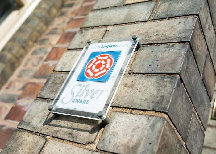 Barbican House 4* York