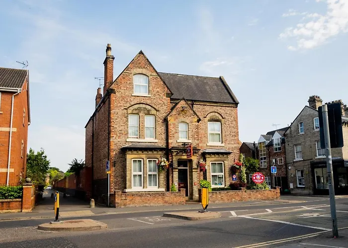 Barbican House 4* York