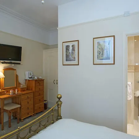 Barbican House Guest house York